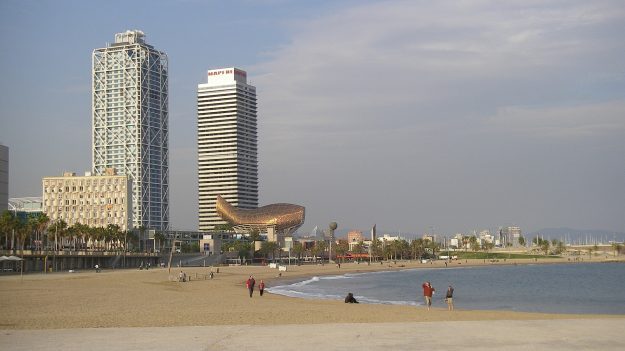 beach-259167_1920 Voici 6 bonnes raisons d’élire Barcelone pour sa mobilité internationale.