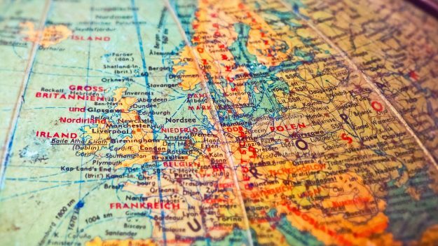 Conseils pour inscrire Erasmus Plus et la vie locale 